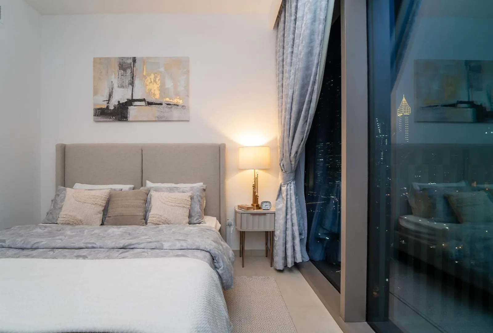 Luxury Direct Dubai Mall Access Downtown Views Apartment
