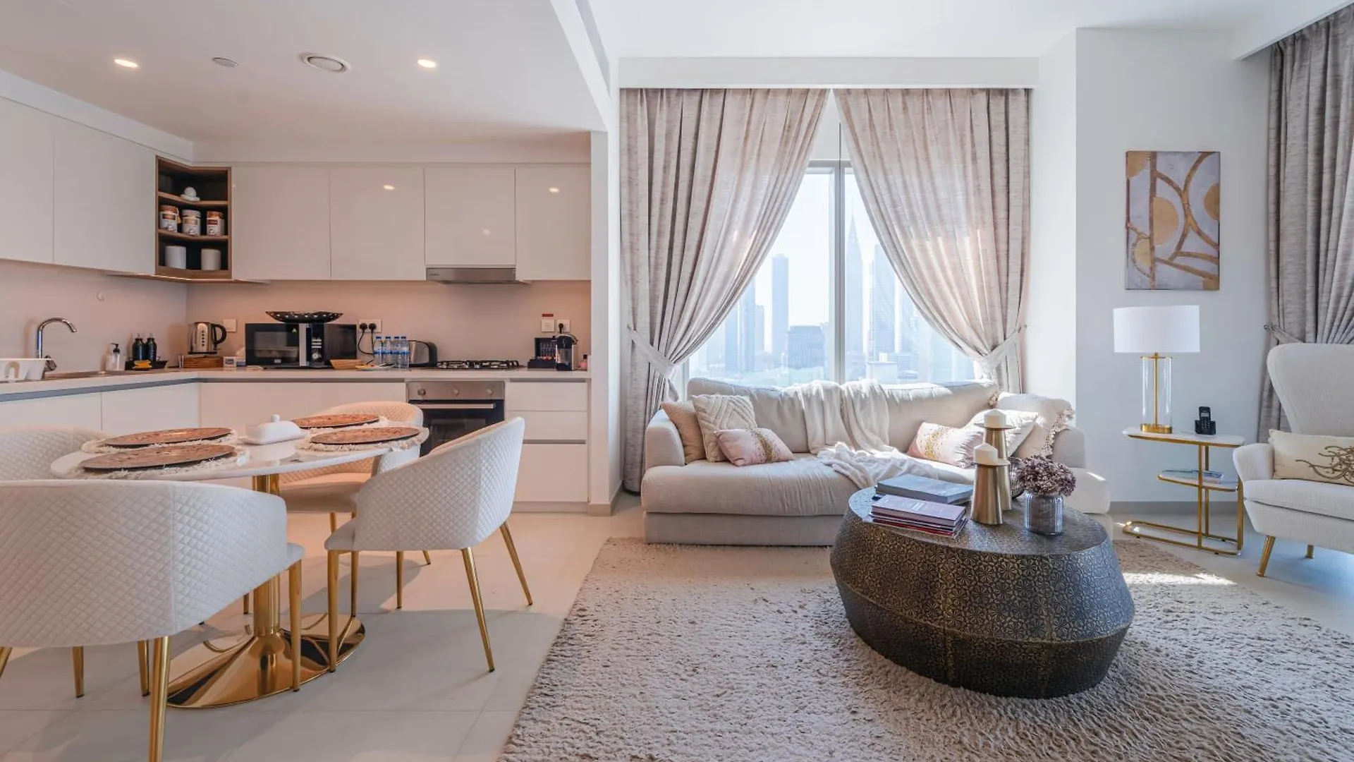 Luxury Direct Dubai Mall Access Downtown Views